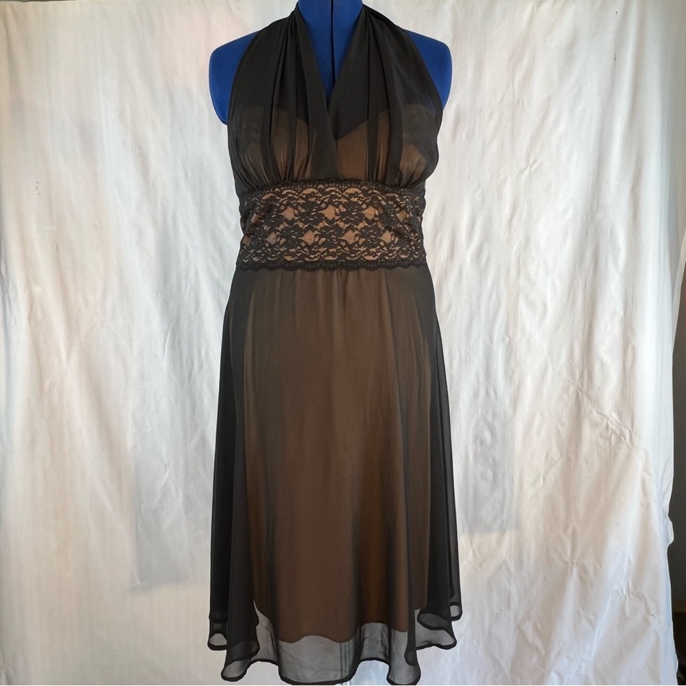 Connected Black Chiffon Cocktail Dress Fit & Flare Halter Lace Overlay 14P 👍